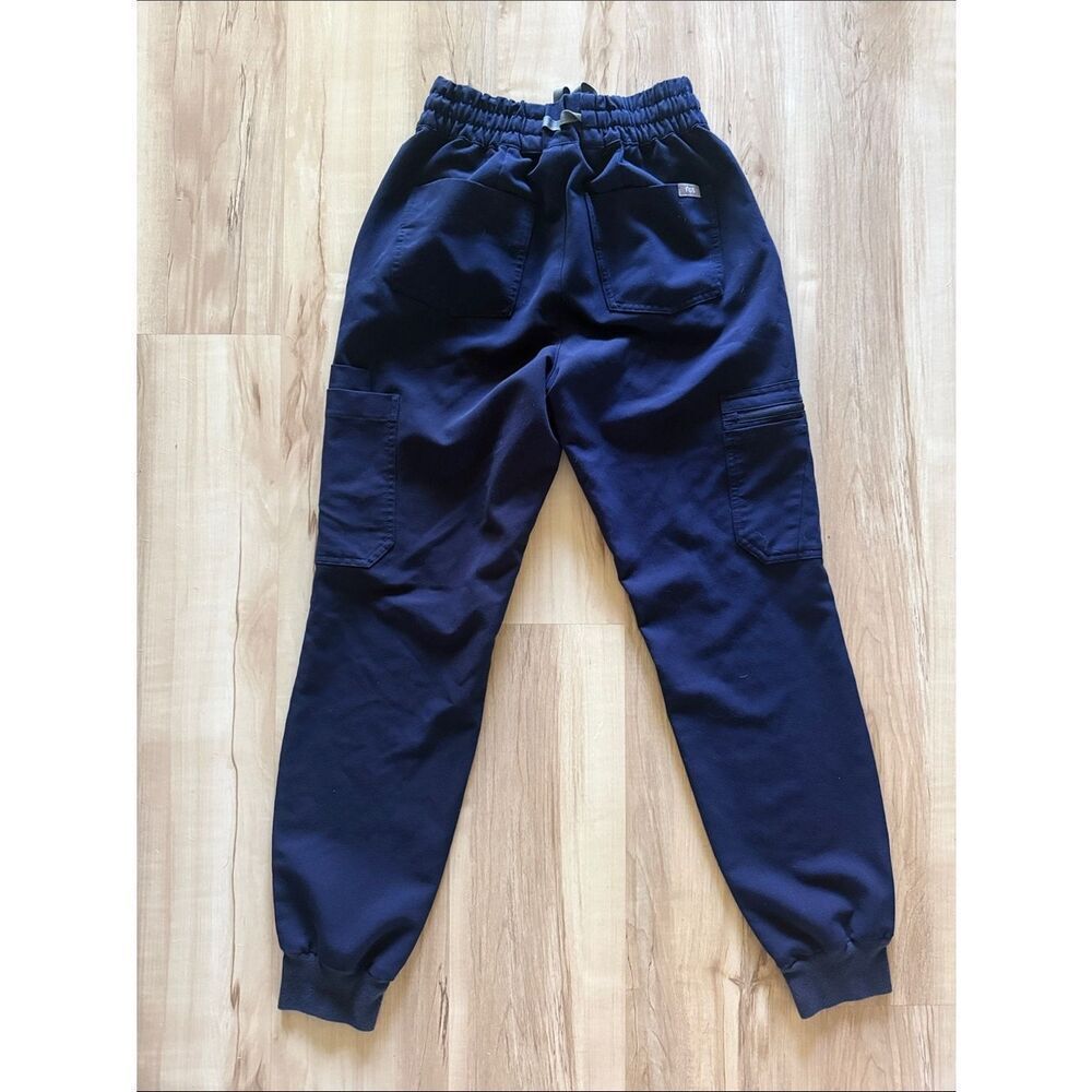 Figs Navy Uman Cargo Jogger Scrub Pants - Picture 4 of 4